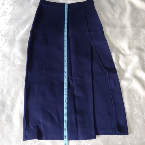 Aritzia Babaton Pencil Skirt With Front Slit - Picture 13 of 14